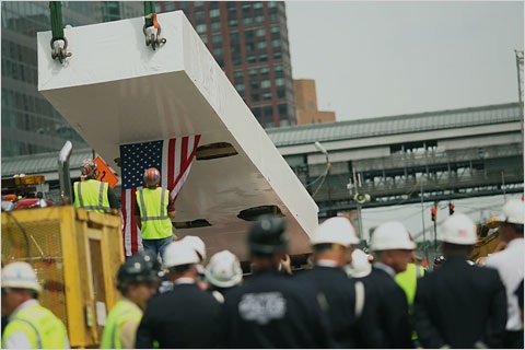 Last WTC steel column returns